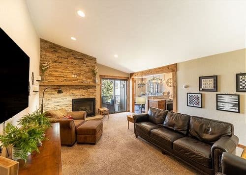 Lake Cliffe #303 - Image 1