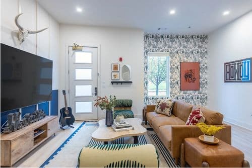 Broadway Residence - Image 2