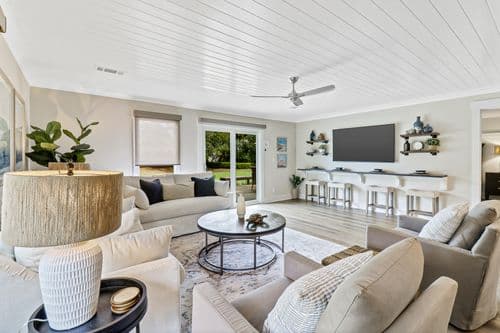 Queens Grant Villas #672 - Image 2