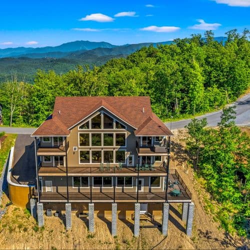 Duck Pin Lodge - Image 1