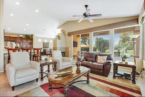 Desert Delight Home - Image 2