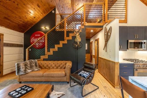 River Run Cabin - Image 2