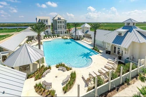 Third Coast Charm Home - Image 2