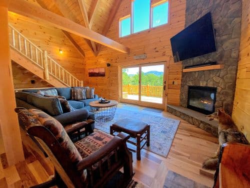 Bethlehem Star Cabin - Image 1