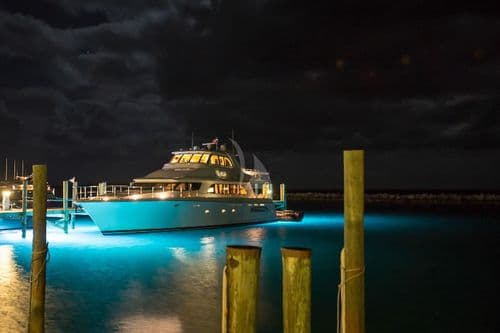 Equinox Yacht - Image 27