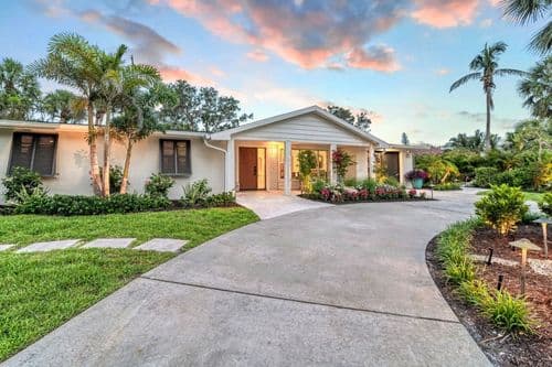 Beach Palm House - Image 1