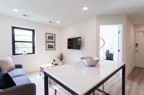 Quince Residence - Image 1