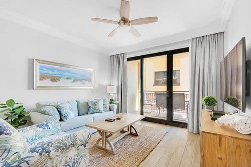Rexford's Beach Retreat - Image 1