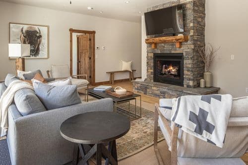 Essentia Townhome #167A - Image 2