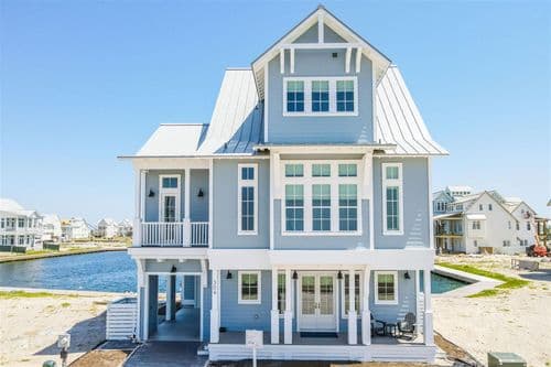 Blue Water Villa - Image 1
