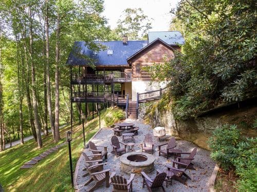 Lakeview Place - Image 1