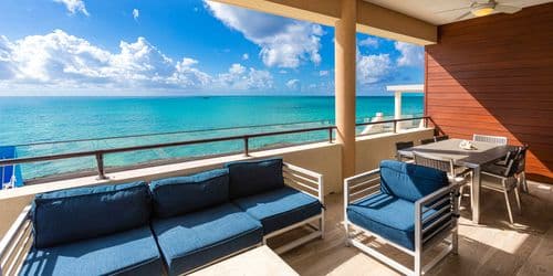 Ocean's Whisper Retreat - Image 2