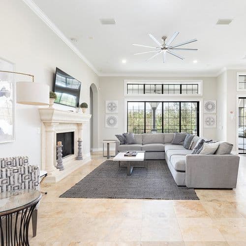 Elegant View Estate - Image 1