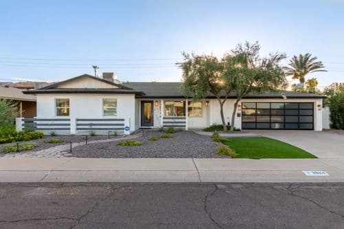 Ochenta Modern Poolhouse - Image 43