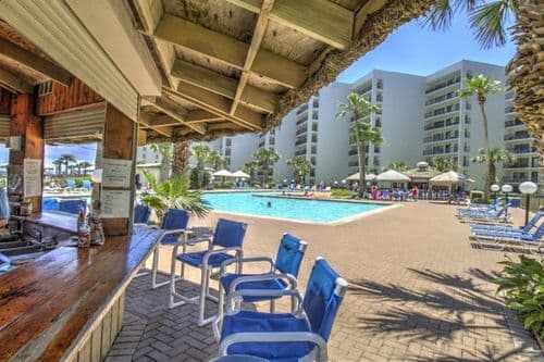 Queen Isabella Residence - Image 40