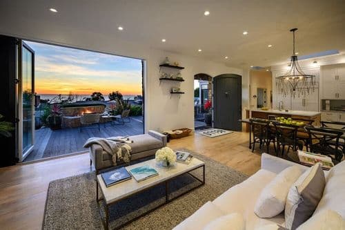 Elegant Ocean View Escape - Image 1