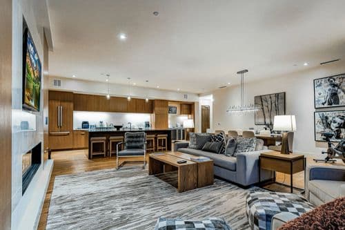 The Lift Penthouse - Image 2
