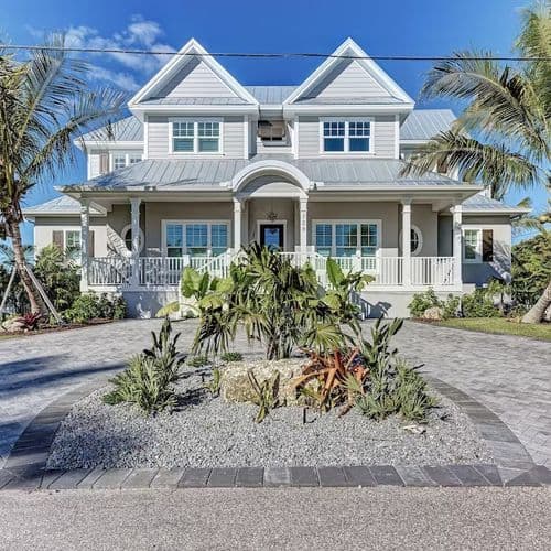 Just Beachy - Image 1