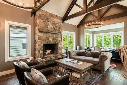 Lift Ski Chalet - Image 1