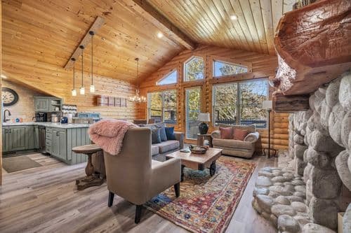 Antler Ridge Escape - Image 1