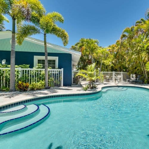 Blue Lagoon House - Image 1