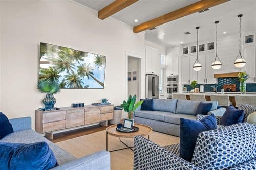 Blue Water Villa - Image 2
