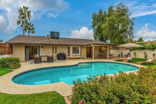 Beverly Scottsdale - Image 1