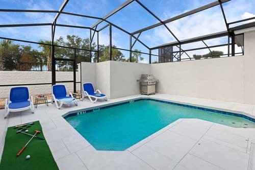 Derrick’s Digs - Image 1