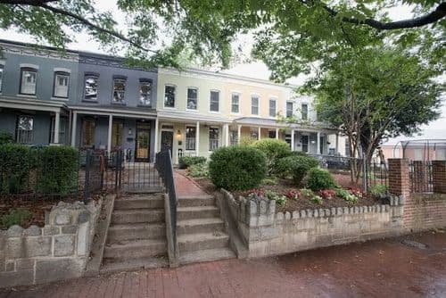 District Charm - Image 26