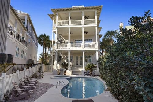 Hermosa Manor - Image 1
