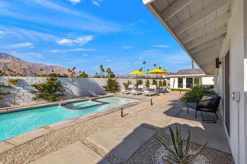 Casa del Sol in Palm Springs - Image 1