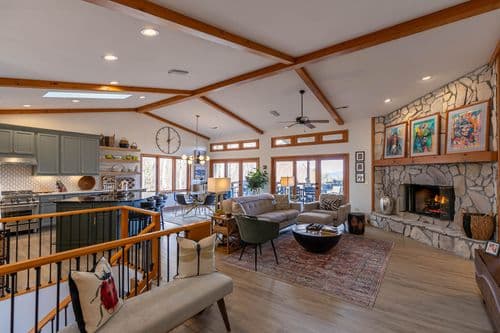 Raven Mountain House - Image 1