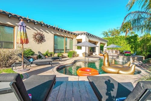 Resort Style Entertainer Villa - Image 1