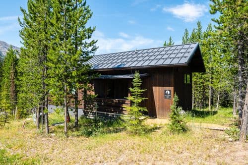 Lake Cabin #27 - Image 13