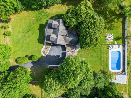 Creekside House - Image 2