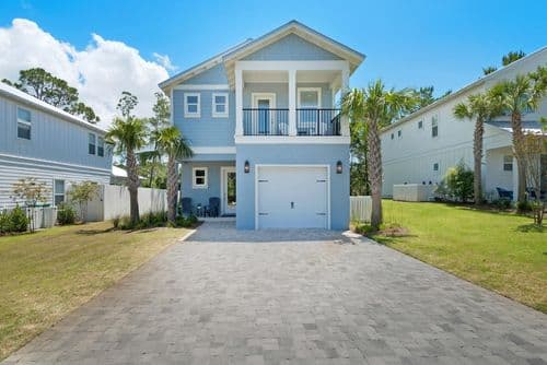 Bella Blue - Image 1