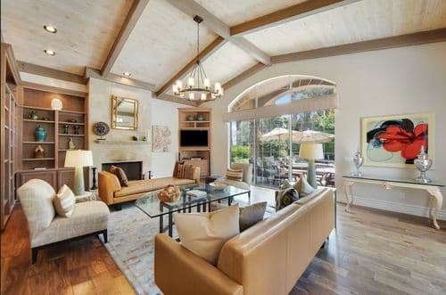 Indulgent Escape House - Image 2
