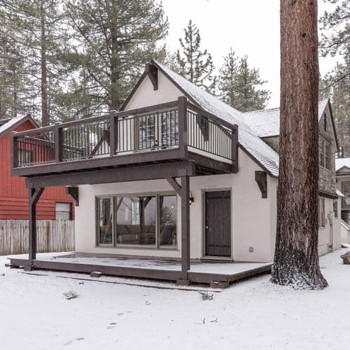 Blue Lakeview Place - Image 1