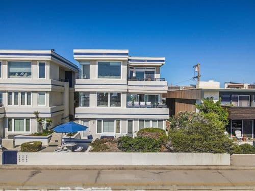 Oceanfront Palm House - Image 1