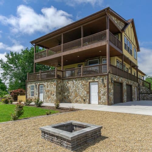 Main Street Manor - Image 1