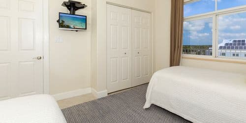 Oceanfront Elegance Condo - Image 12