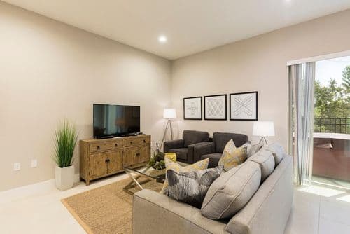 Summerville Townhome #7538 - Image 1
