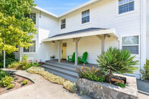 Plaza House - Image 2