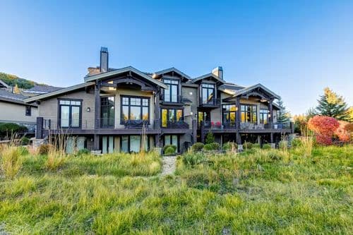 Gallivan Chalet - Image 1