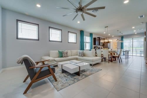 Best Windsor Island House - Image 1