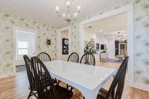Designer Bungalow - Image 2