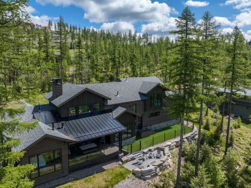 Lake Mountain Hideaway - Image 1