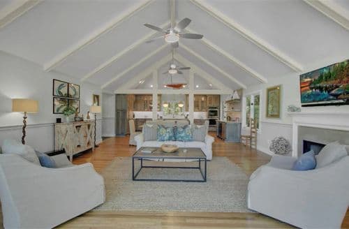 Oyster Row - Image 1