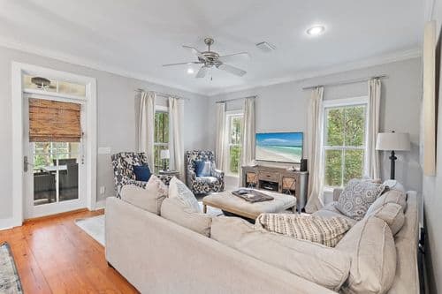 Driftwood Place - Image 2