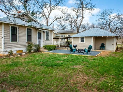 Cora Home #403 - Image 1